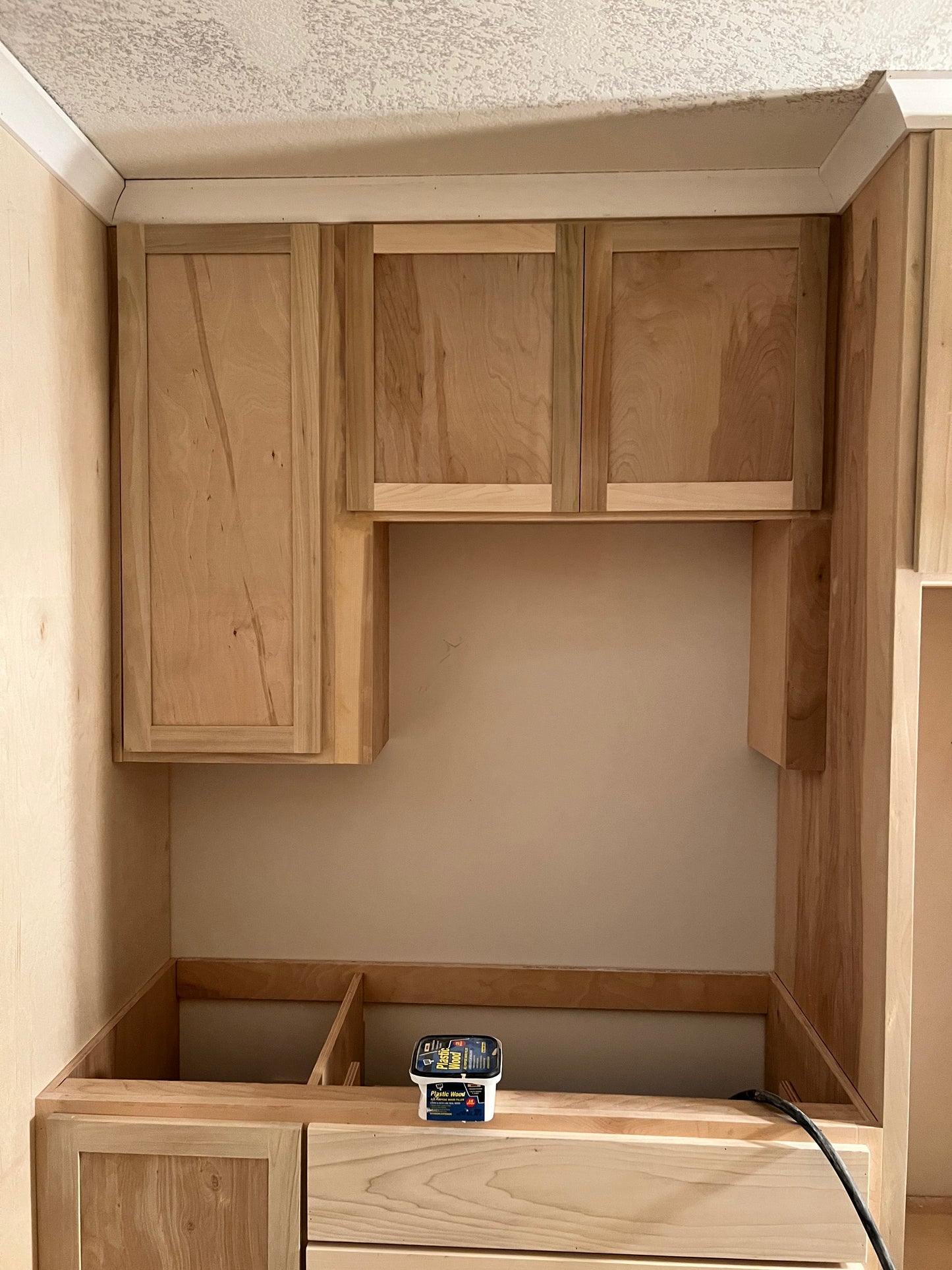 Shaker Wall Cabinet