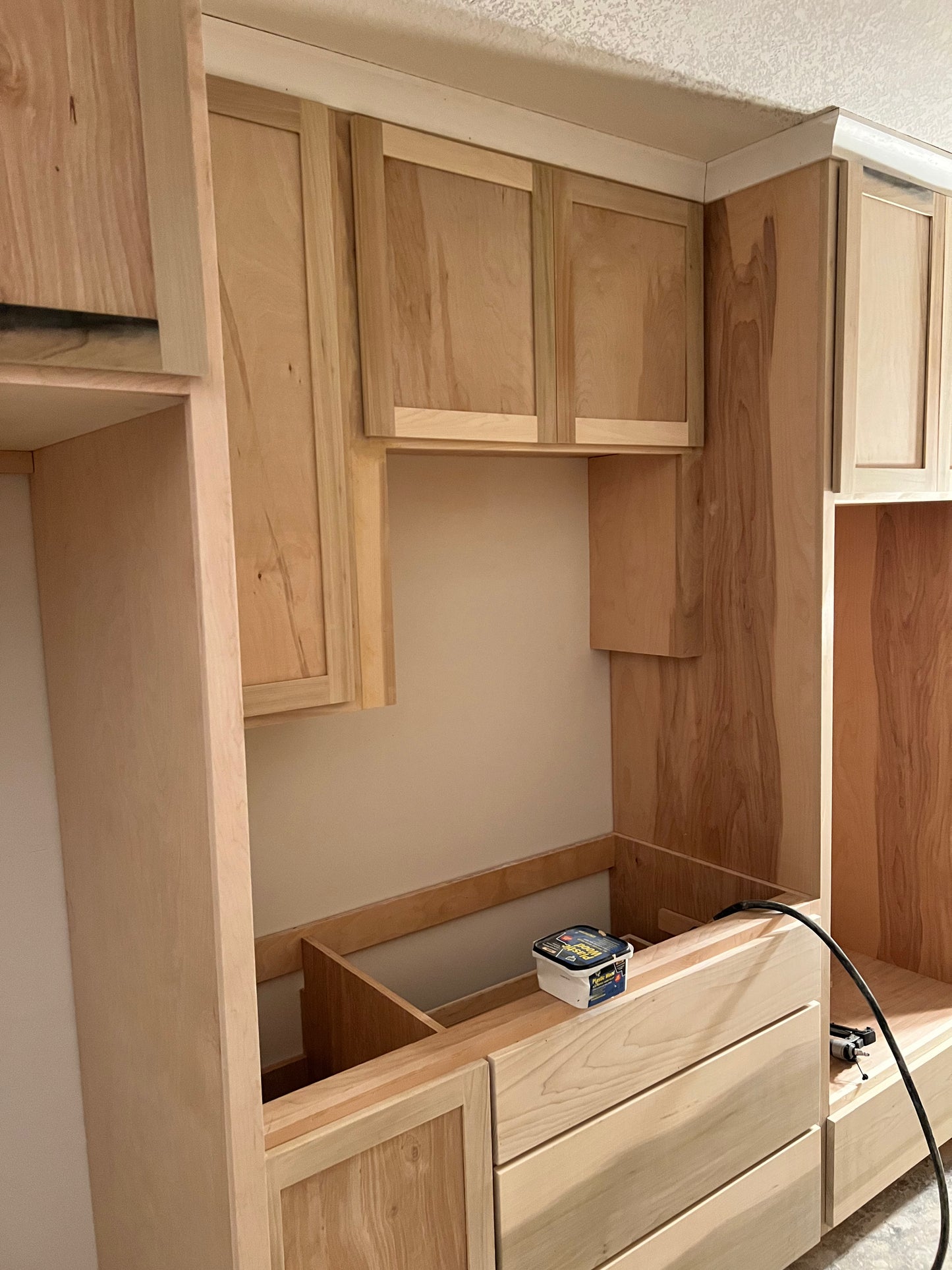 Shaker Wall Cabinet