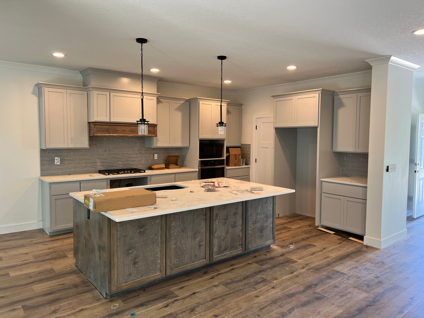Shaker Wall Cabinet