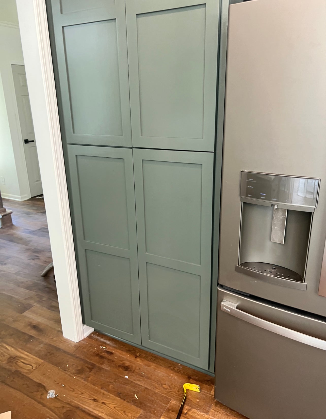 Custom sized pantry and tower cabinets